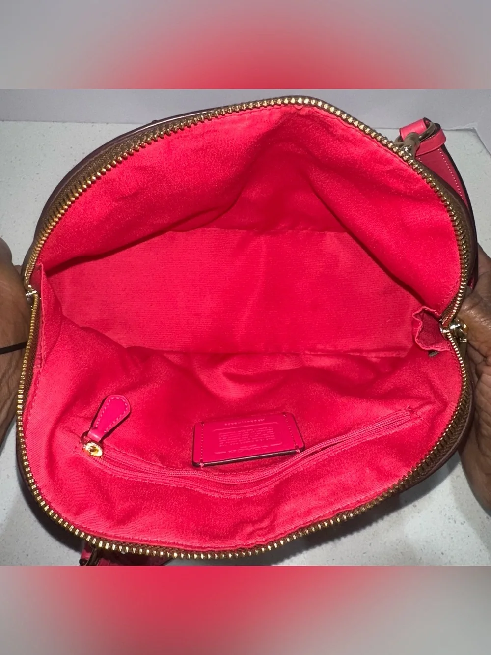 Coach 2020 Signature Katy Satchel Crossbody Handbag In Khaki Fuchsia. Like New! - Picture 6 of 9